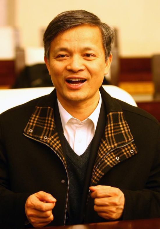 鐘志華(中國工程院黨組成員、副院長)