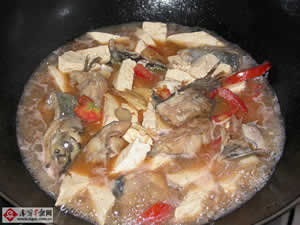 鯰魚燜豆腐