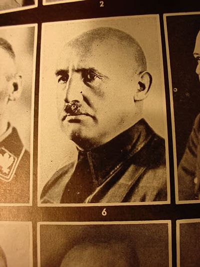 尤利烏斯·施特萊徹(Julius Streicher) 尤利烏斯·施特萊徹(Julius Streicher)