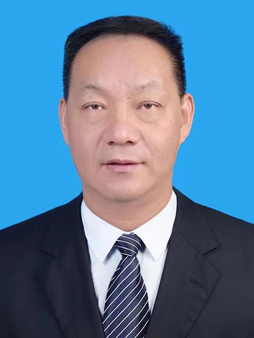 許旭(河南省南陽市職教園區建設發展中心黨工委委員、管委會副主任) 許旭(河南省南陽市職教園區建設發展中心黨工委委員、管委會副主任)