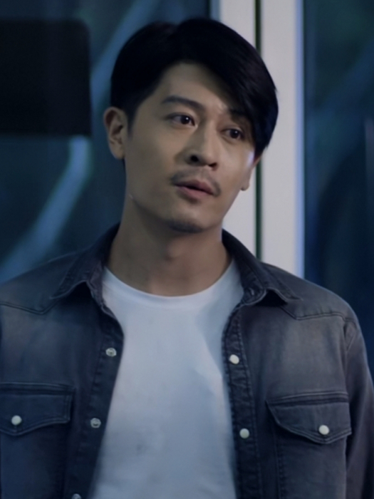 秦浩(犯罪懸疑電影《致命嫌疑》中的角色) 秦浩(犯罪懸疑電影《致命嫌疑》中的角色)