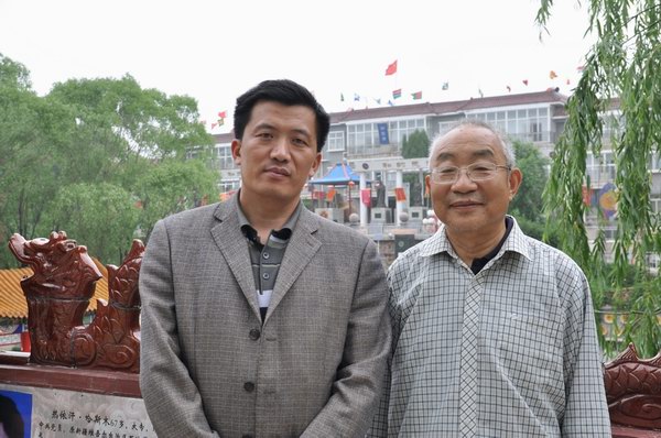 馬東盈與中國倫理學會原會長陳瑛教授在河北