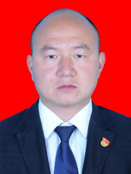 龔傑(雲南省迪慶州香格里拉市金江鎮黨委副書記) 龔傑(雲南省迪慶州香格里拉市金江鎮黨委副書記)