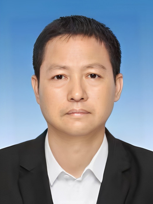 李忠海(西雙版納職業技術學院黨委書記) 李忠海(西雙版納職業技術學院黨委書記)