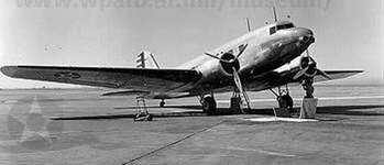 1936年C-33在馬赤機場