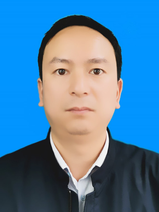 周鋒(四川省巴中市平昌縣自然資源和規劃局黨組成員、縣地籍地政事務中心主任) 周鋒(四川省巴中市平昌縣自然資源和規劃局黨組成員、縣地籍地政事務中心主任)