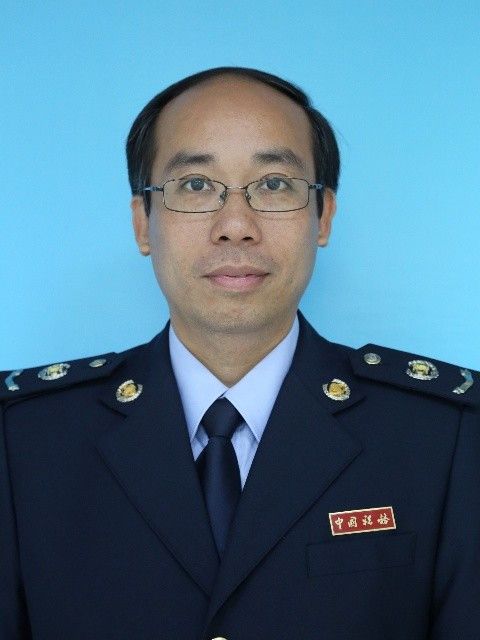 陳懿(廣西岑溪市稅務局黨委書記、局長、一級主辦) 陳懿(廣西岑溪市稅務局黨委書記、局長、一級主辦)