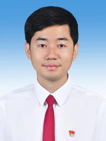 周鴻飛(雲南省德宏傣族景頗族自治州隴川縣文化和旅遊局黨組成員、副局長) 周鴻飛(雲南省德宏傣族景頗族自治州隴川縣文化和旅遊局黨組成員、副局長)