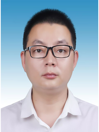 凌永輝(江西省贛州市興國縣良村鎮綜合行政執法大隊大隊長)