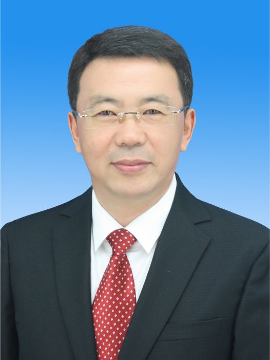王智德(遼寧省鞍山市岫巖滿族自治縣副縣級幹部、縣政府四級調研員) 王智德(遼寧省鞍山市岫巖滿族自治縣副縣級幹部、縣政府四級調研員)