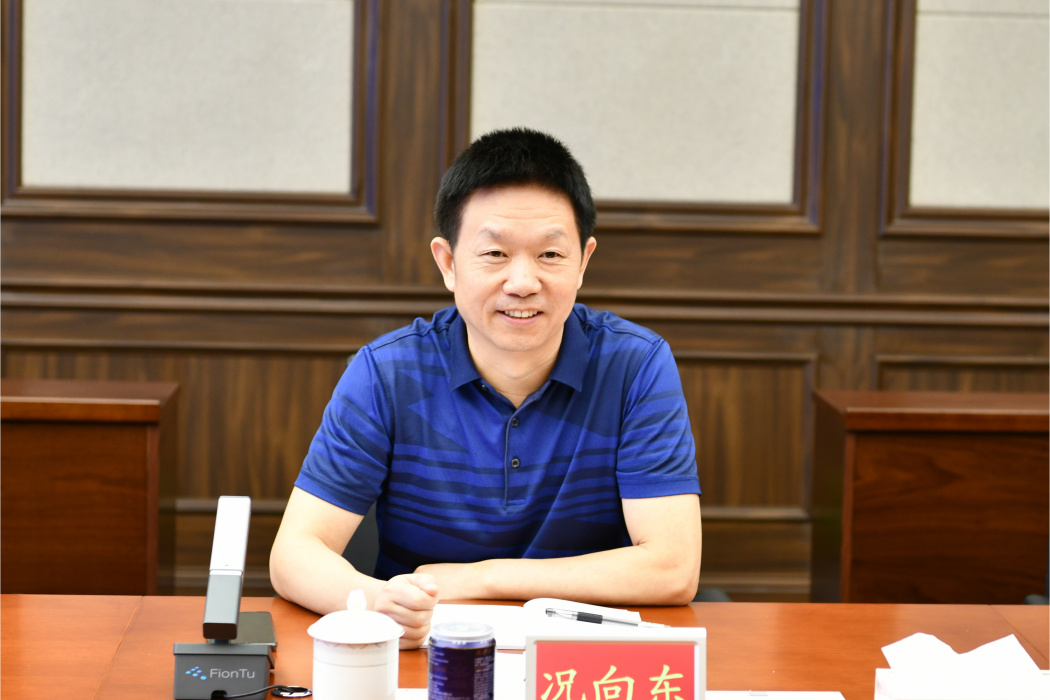 況向東 況向東