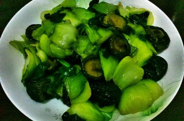 青菜炒香菇 青菜炒香菇