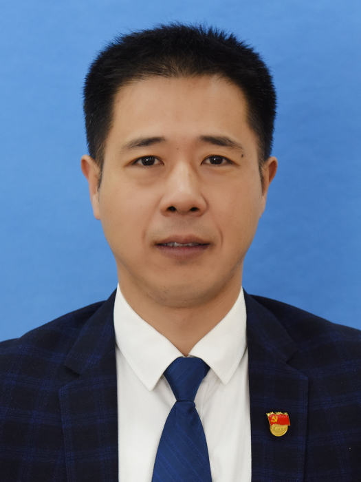薛冬(天津市西青區民政局黨組成員、副局長) 薛冬(天津市西青區民政局黨組成員、副局長)