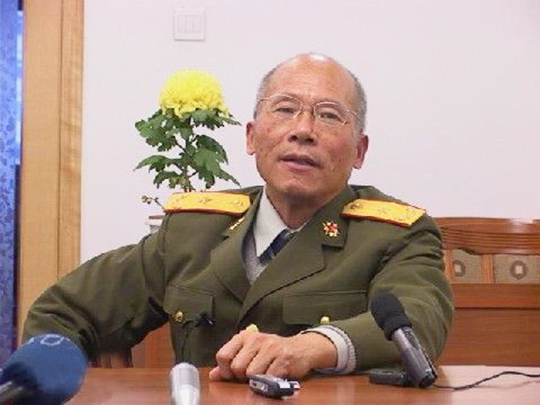 劉慶貴(酒泉衛星發射中心副主任、少將副司令員)