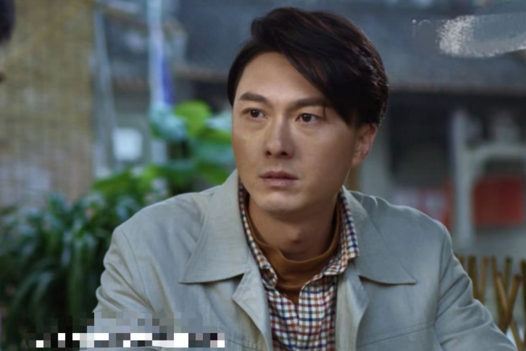 徐樂(《追龍番外篇之十億探長》角色,由王浩信飾演) 徐樂(《追龍番外篇之十億探長》角色,由王浩信飾演)