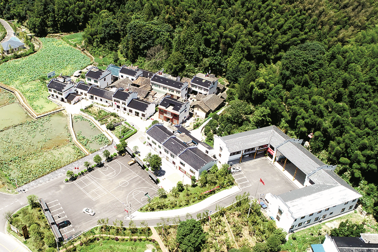 坳上村(湖北省鹹寧市崇陽縣銅鐘鄉下轄行政村) 坳上村(湖北省鹹寧市崇陽縣銅鐘鄉下轄行政村)