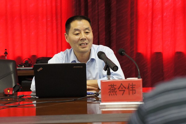 2012年燕今偉在武漢工程大學講學