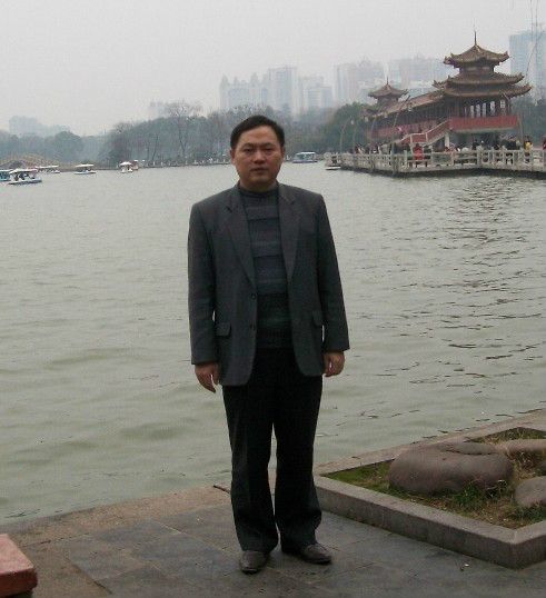 吳艷輝(湖南工商大學副教授) 吳艷輝(湖南工商大學副教授)