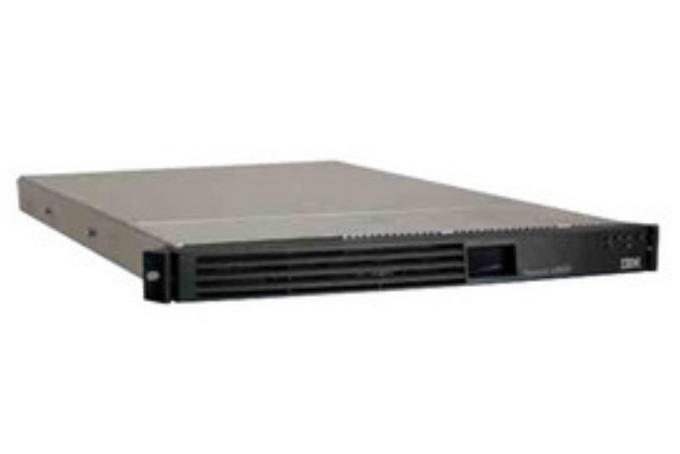 IBM System x3450(794832X) IBM System x3450(794832X)
