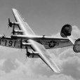 B-24轟炸機(B-24) B-24轟炸機(B-24)