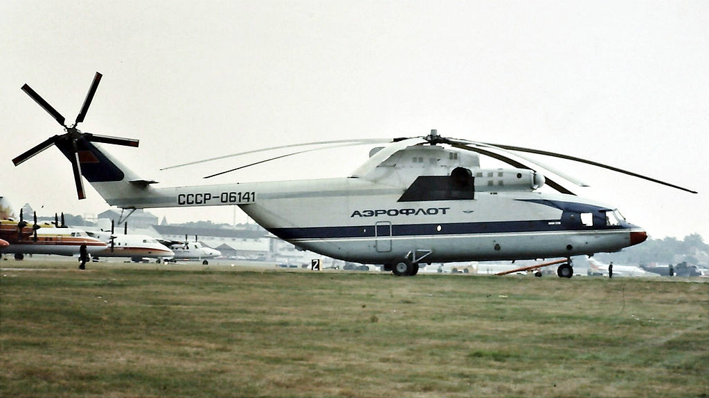 1984年，在范保羅航展中展示的米-26直升機
