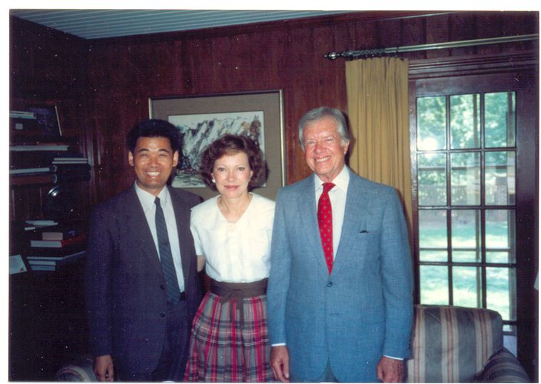 在美國期間拜訪前總統卡特夫婦