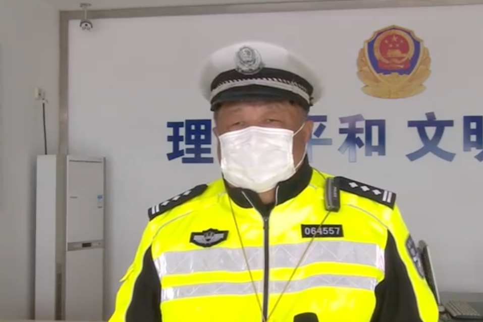 王漢文(海安市公安局交警大隊曲塘中隊民警) 王漢文(海安市公安局交警大隊曲塘中隊民警)