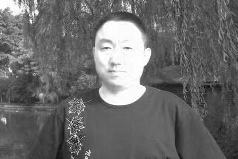 駱駝(四川省小小說學會原主席) 駱駝(四川省小小說學會原主席)