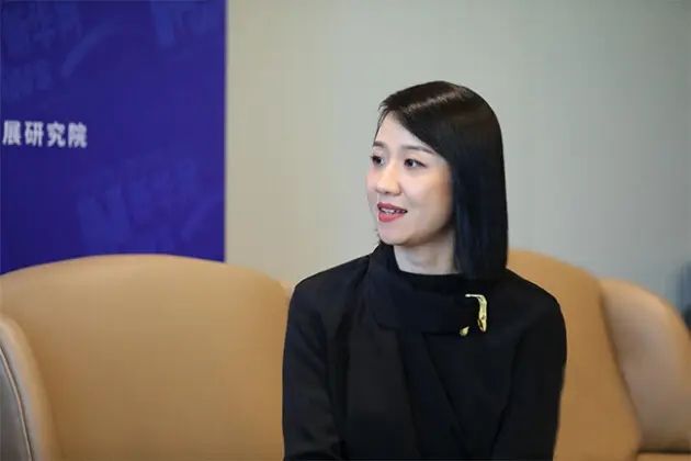 趙昱(雅生活服務副總裁) 趙昱(雅生活服務副總裁)