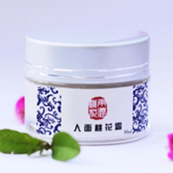 雨潤桃花