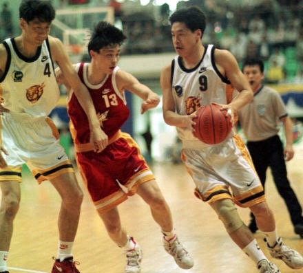 1995年，球員時期的李春江