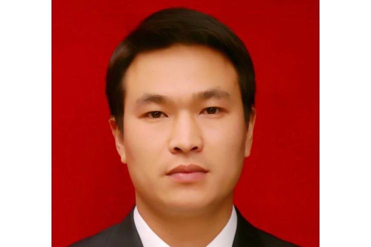 周洪(重慶市城口縣葛城街道辦事處副主任) 周洪(重慶市城口縣葛城街道辦事處副主任)