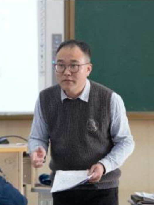 張衛(江蘇省常熟中學教師) 張衛(江蘇省常熟中學教師)