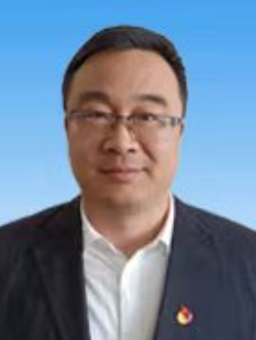 董鵬飛(遼寧省鞍山市鐵東區農業農村局黨組成員、鐵東區動物疫病預防控制中心主任)