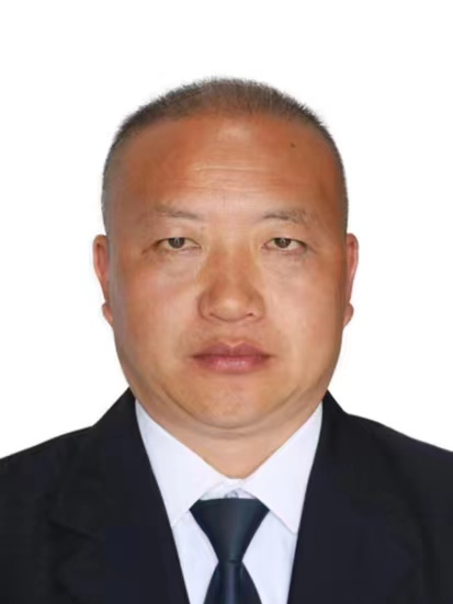 陳巍(貴州省畢節市大方縣民族宗教事務局黨組書記,縣委統戰部副部長) 陳巍(貴州省畢節市大方縣民族宗教事務局黨組書記,縣委統戰部副部長)