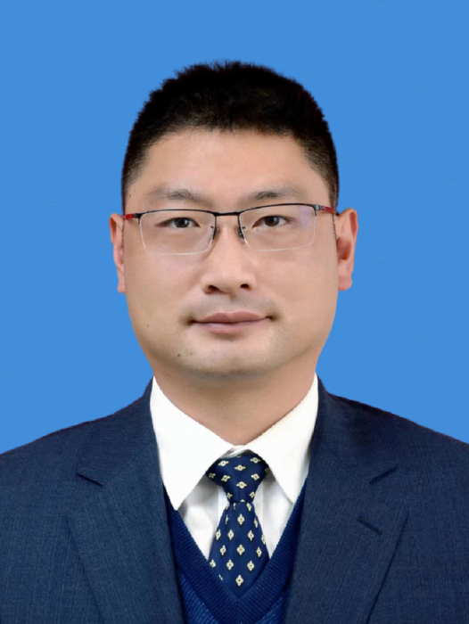 王福利(四川省阿壩藏族羌族自治州金川縣人民政府副縣長) 王福利(四川省阿壩藏族羌族自治州金川縣人民政府副縣長)