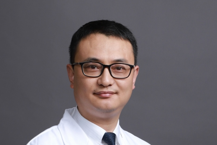 張曉偉(復旦大學附屬腫瘤醫院腫瘤內科副主任醫師) 張曉偉(復旦大學附屬腫瘤醫院腫瘤內科副主任醫師)