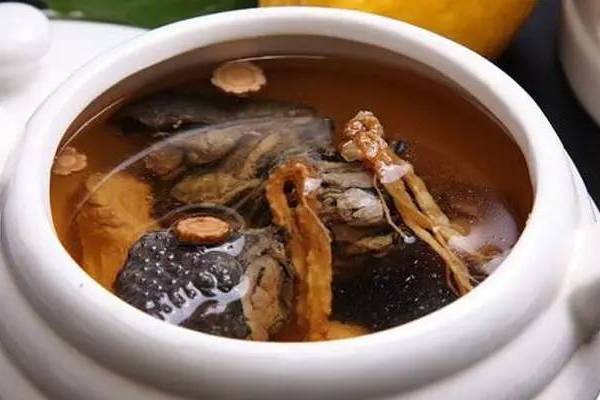 參茸雞肉湯 參茸雞肉湯
