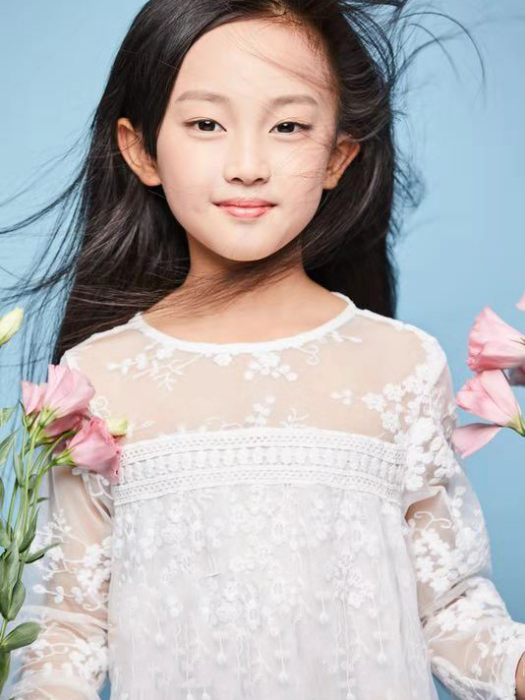 李婉菲