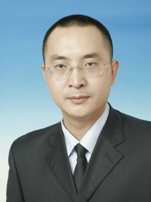 易斌(四川省成都市錦江區春熙路街道黨工委副書記) 易斌(四川省成都市錦江區春熙路街道黨工委副書記)