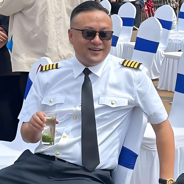 張韋豪 張韋豪