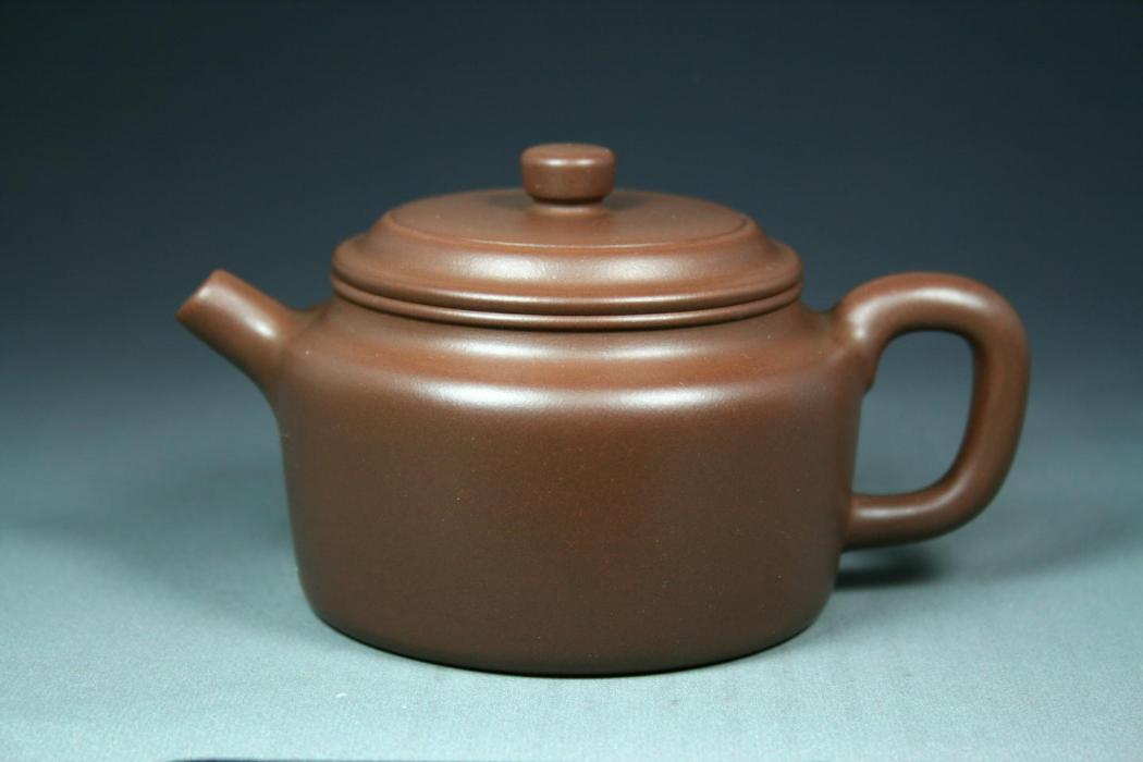 高振宇(陶瓷專家) 高振宇(陶瓷專家)