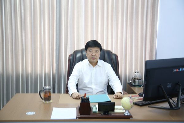 孟繁斌(松原市地震局局長、黨組書記) 孟繁斌(松原市地震局局長、黨組書記)