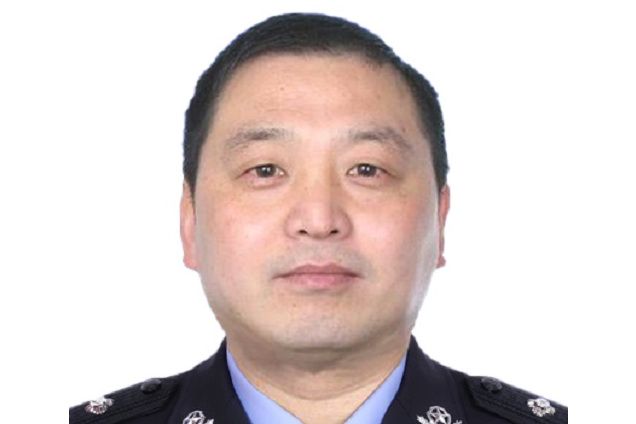 李新(河南省駐馬店市西平縣人民政府副縣長,公安局局長) 李新(河南省駐馬店市西平縣人民政府副縣長,公安局局長)