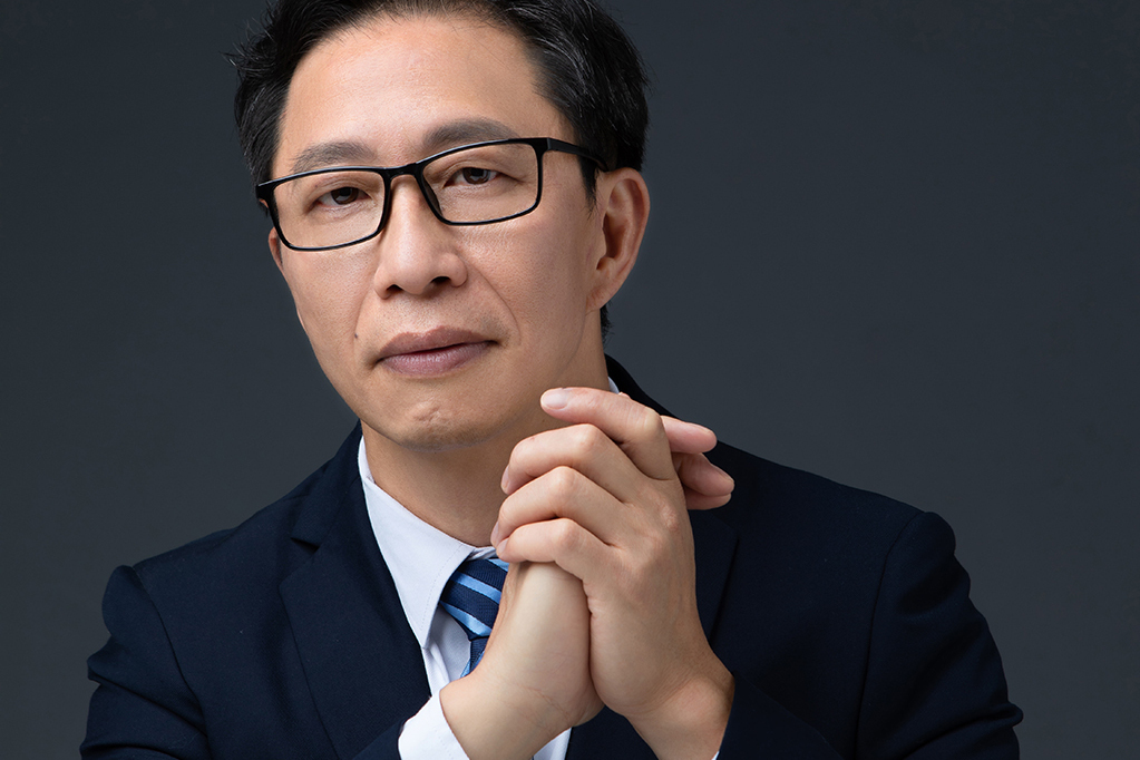 符雲清(重慶大學軟體學院副院長) 符雲清(重慶大學軟體學院副院長)