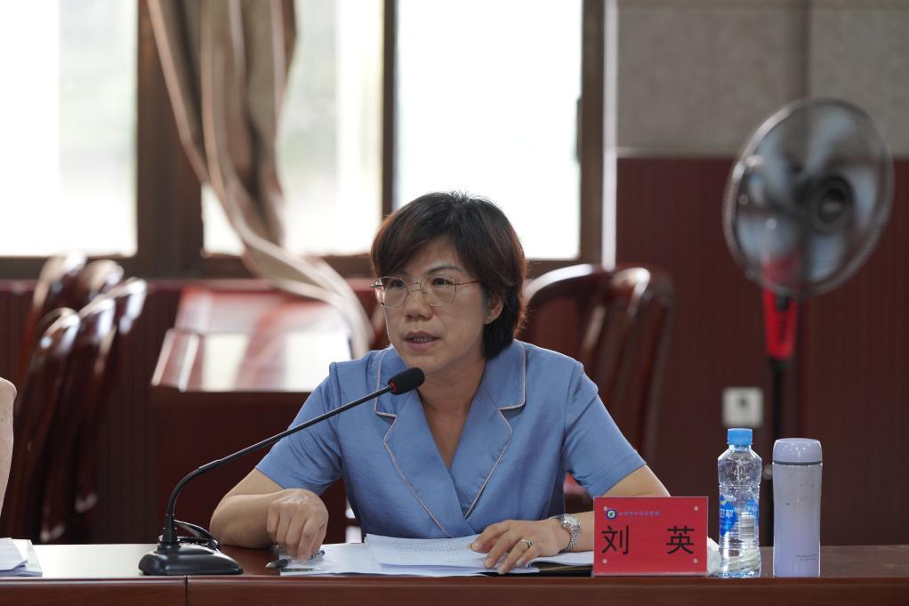 劉英(江西青年職業學院黨委委員、副院長) 劉英(江西青年職業學院黨委委員、副院長)