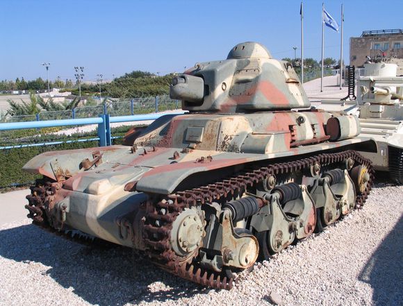 雷諾R-35輕型坦克