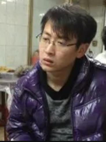 華小峰 華小峰