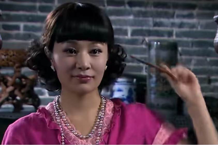 慧卿(民國傳奇劇《刺青》角色) 慧卿(民國傳奇劇《刺青》角色)
