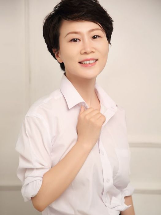 張麗娜(阿里大文娛優酷副總裁、總編輯) 張麗娜(阿里大文娛優酷副總裁、總編輯)